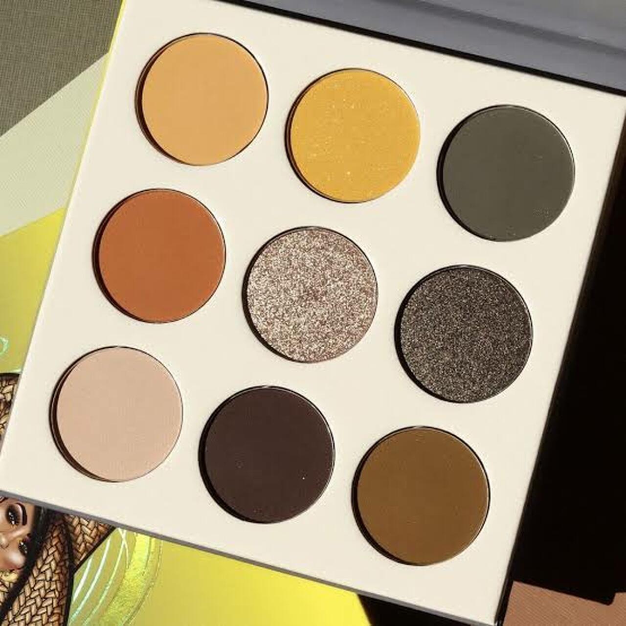 Juvia's Place The Nomad Eye Shadow Palette